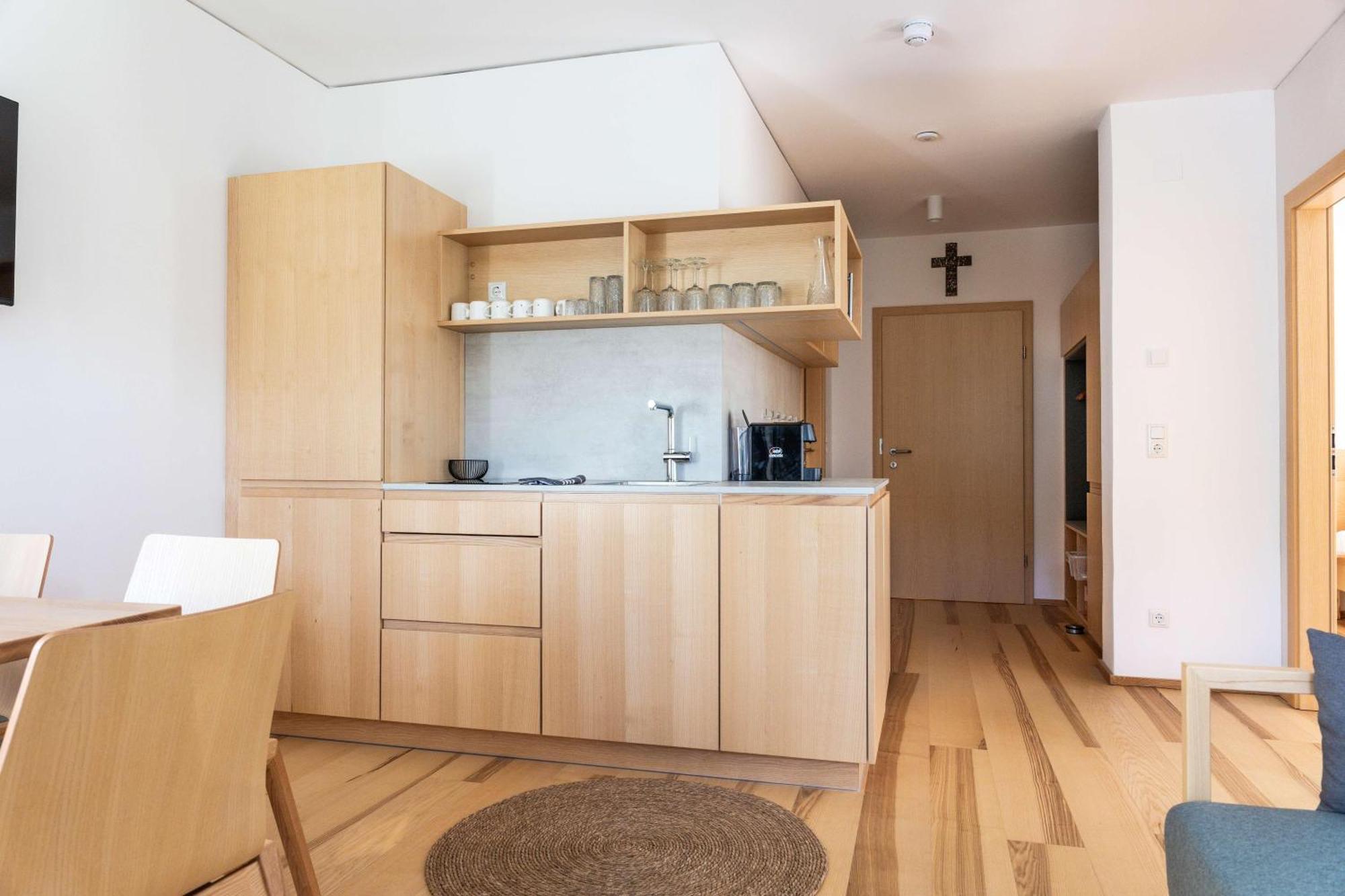 Forsthaus Apartments - Ski + Bike & Hike คลาฟเฟอร์ อัม โฮคฟิทต์ ภายนอก รูปภาพ