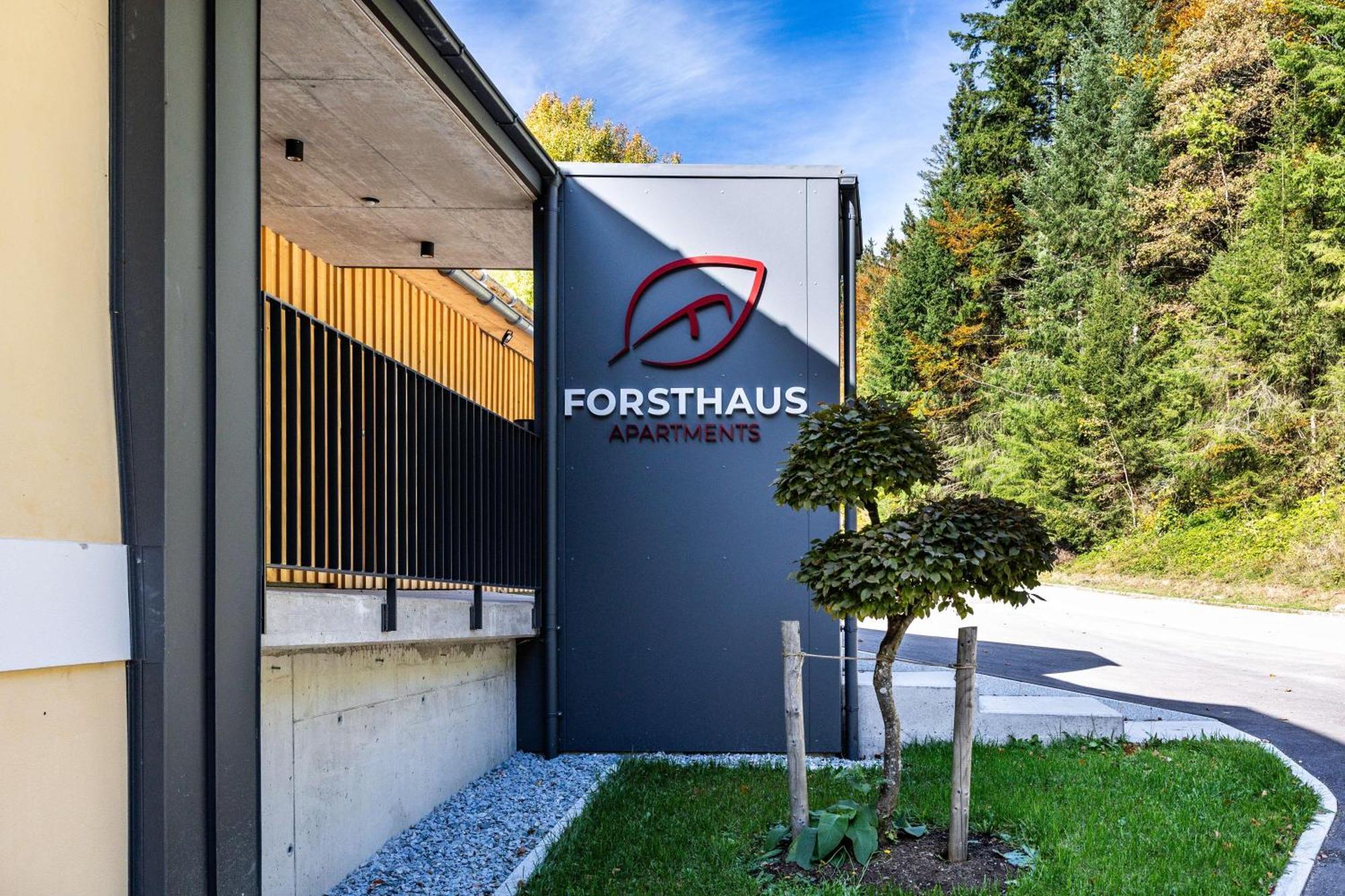 Forsthaus Apartments - Ski + Bike & Hike คลาฟเฟอร์ อัม โฮคฟิทต์ ภายนอก รูปภาพ