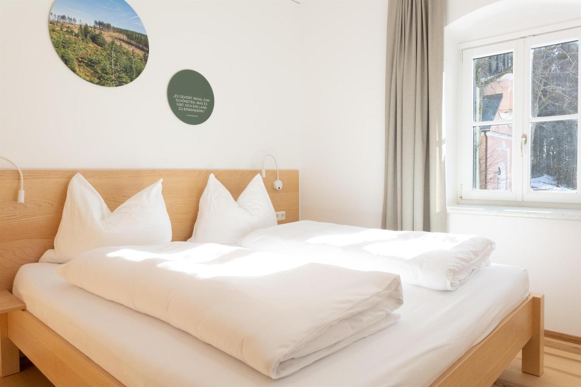 Forsthaus Apartments - Ski + Bike & Hike คลาฟเฟอร์ อัม โฮคฟิทต์ ภายนอก รูปภาพ
