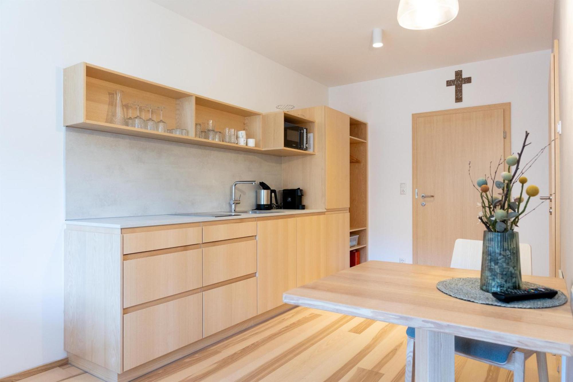 Forsthaus Apartments - Ski + Bike & Hike คลาฟเฟอร์ อัม โฮคฟิทต์ ภายนอก รูปภาพ